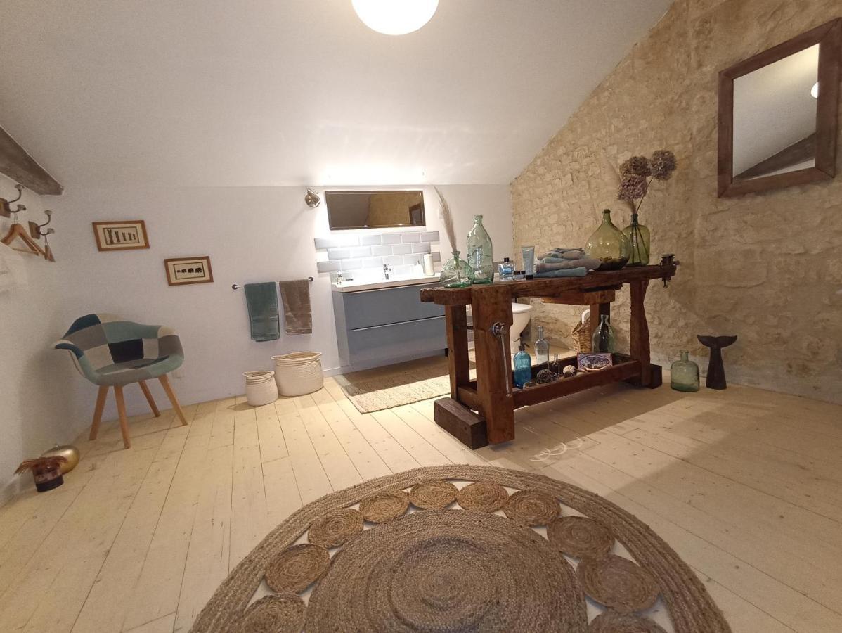 Gite De Charme Dans Ancienne Seigneurie Le Pin-Saint-Denis Luaran gambar