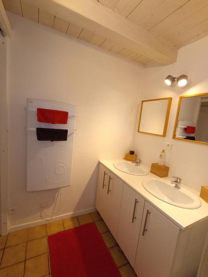 Gite De Charme Dans Ancienne Seigneurie Le Pin-Saint-Denis Luaran gambar